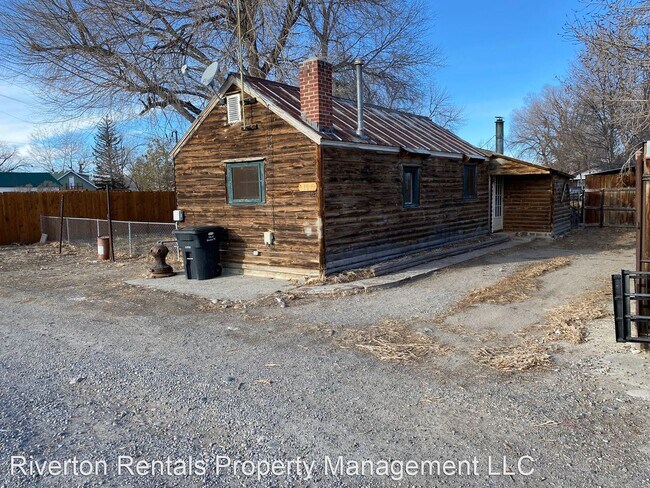 Foto del edificio - 1 br, 1 bath House - 107 E Madison