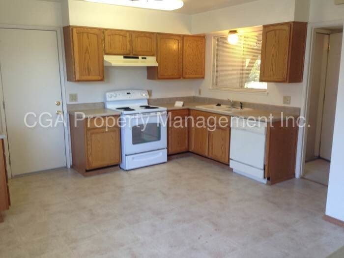 Building Photo - 6748 Rinconada Dr