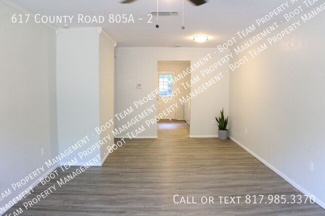 Foto del edificio - 617 County Rd 805A
