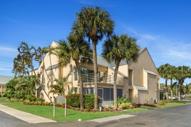 1605 S US Hwy 1 M2-215 Jupiter FL 33477 - 1605 US-1