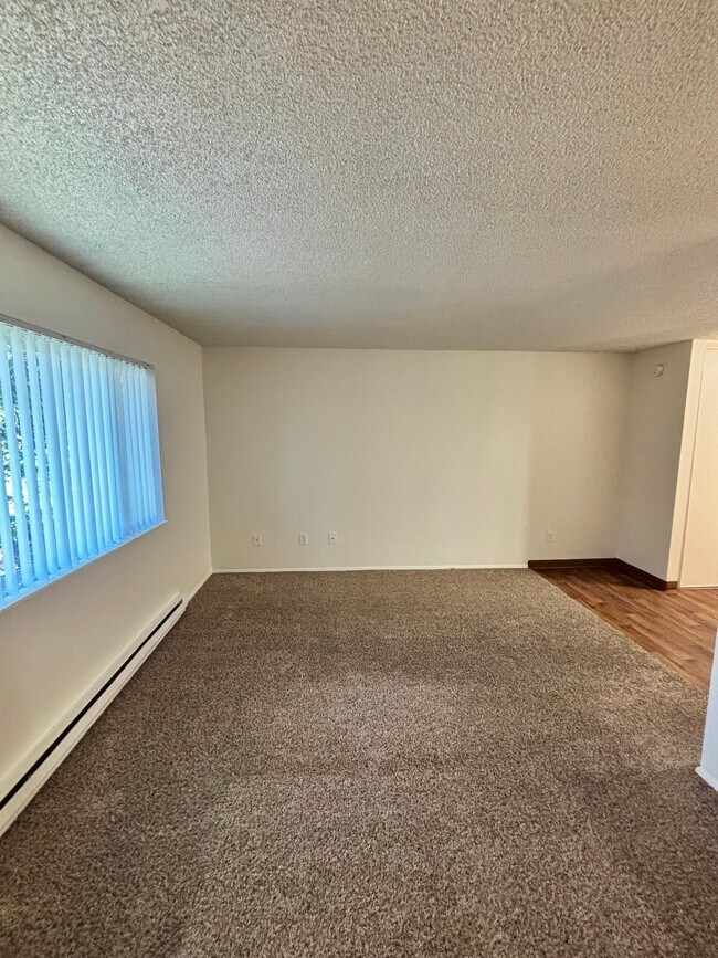 Foto del edificio - 3950 SW 102nd Ave