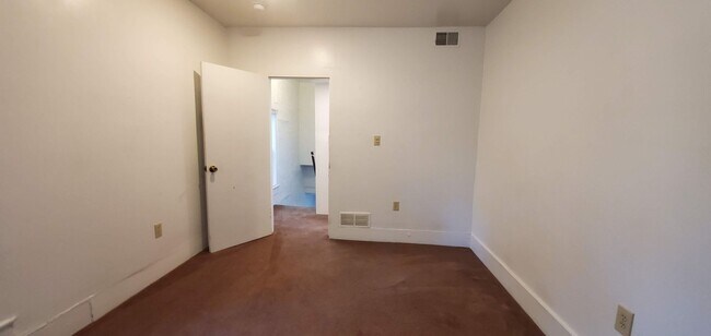 Foto del edificio - 501 N. Washtington