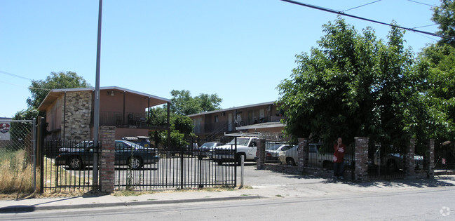 Building Photo - 44th Avenue Apartments