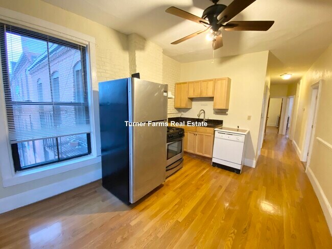 Foto del edificio - 86 Hammond St