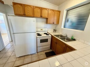 Building Photo - 525 Imi Pl