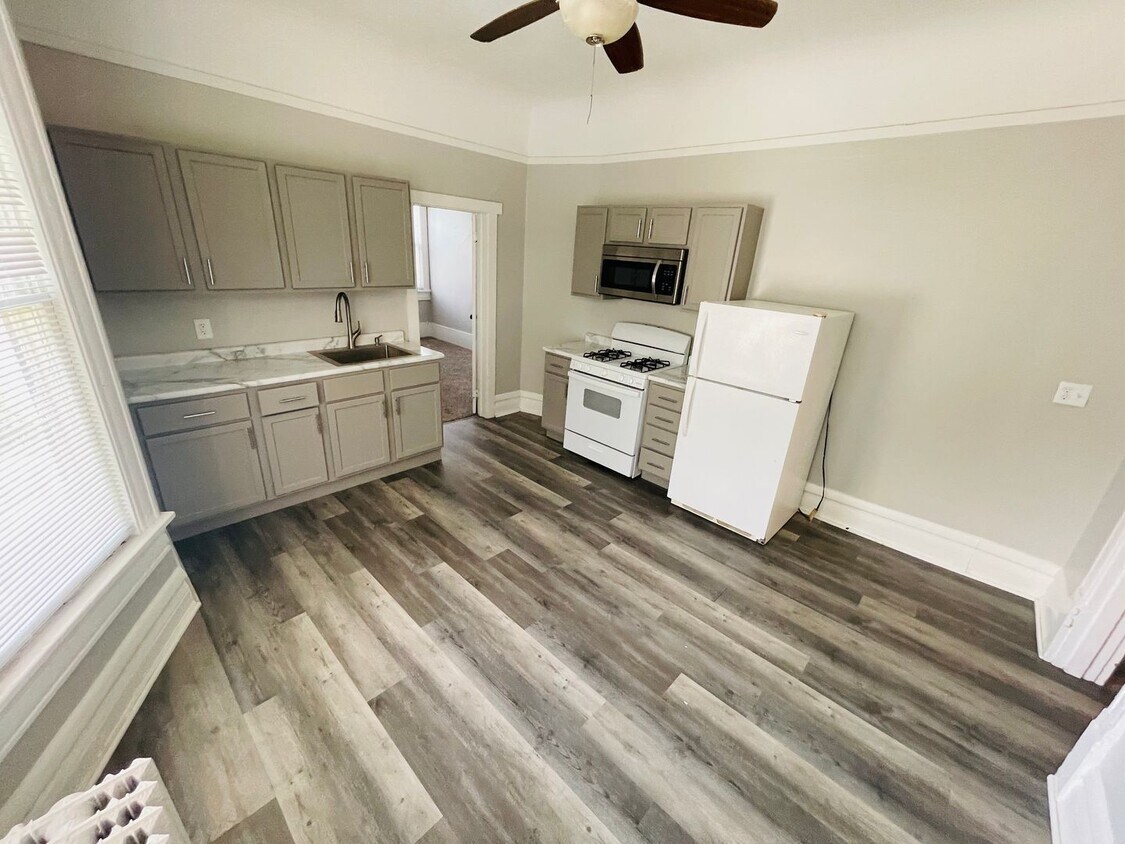 Foto principal - 721 Brown St