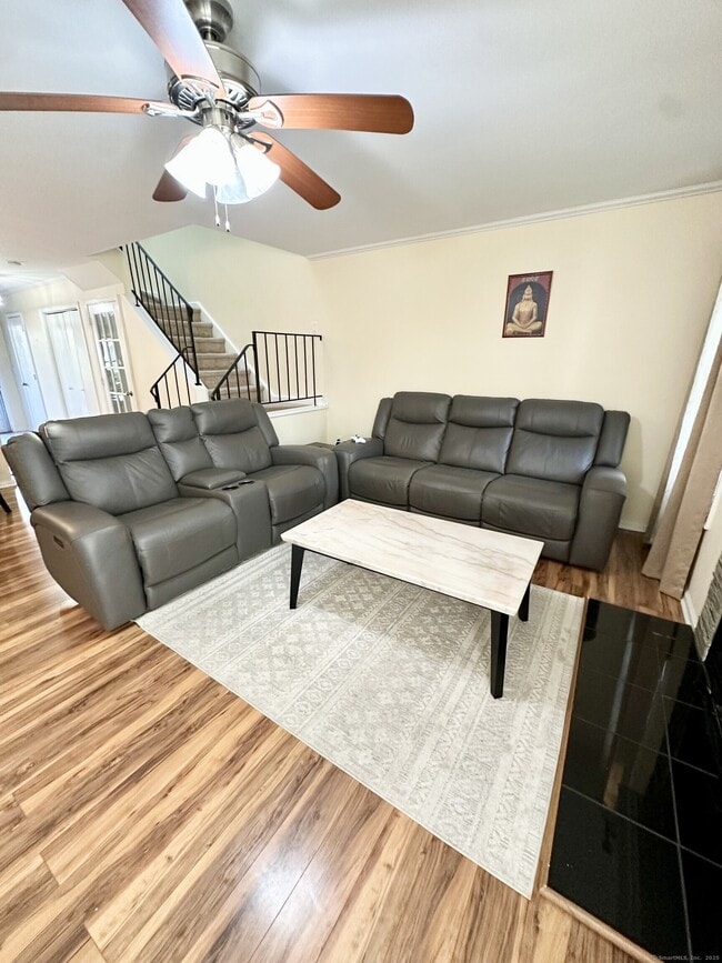 Foto del edificio - 26 Fawn Ridge Ln