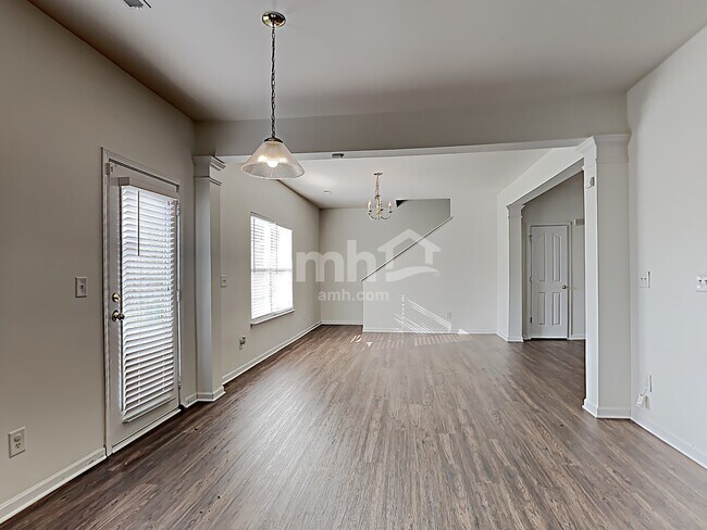 Foto del edificio - 5536 Stowe Derby Dr