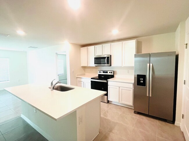 Building Photo - 8564 SW 46th Terrace