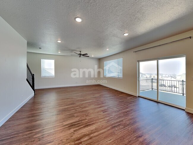 Foto del edificio - 1273 N Rickshaw Ln