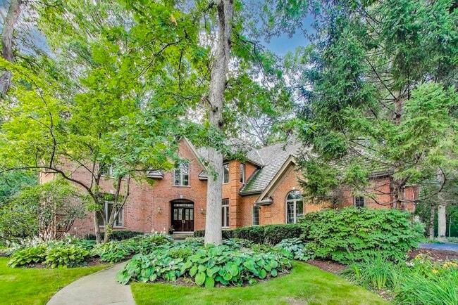 Foto del edificio - 1620 Timber Woods Ln