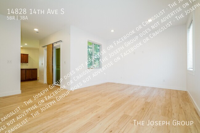 Foto del edificio - 14828 14th Ave S