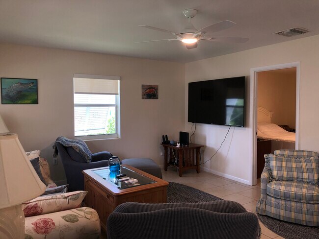 Foto del edificio - 1351 3rd Ct