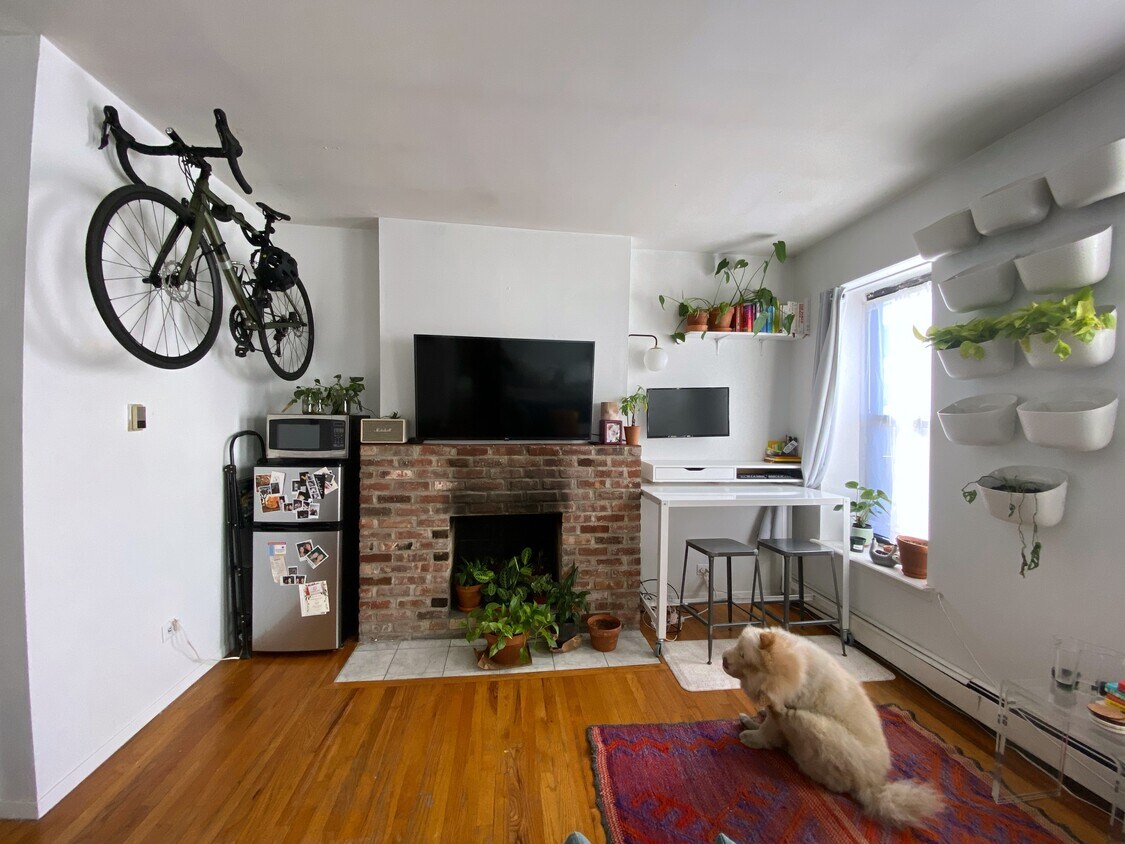 Primary Photo - 75 5th Ave