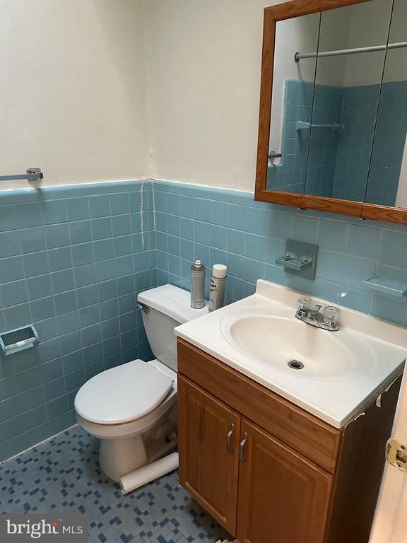 Primary Photo - 4023 Balwynne Park Rd
