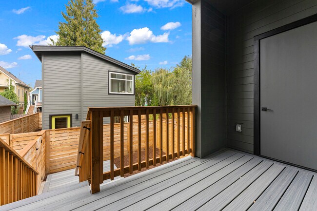 Foto del edificio - 591 NE Tillamook St