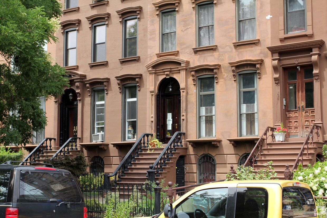 Foto del edificio - 329 Macdonough St