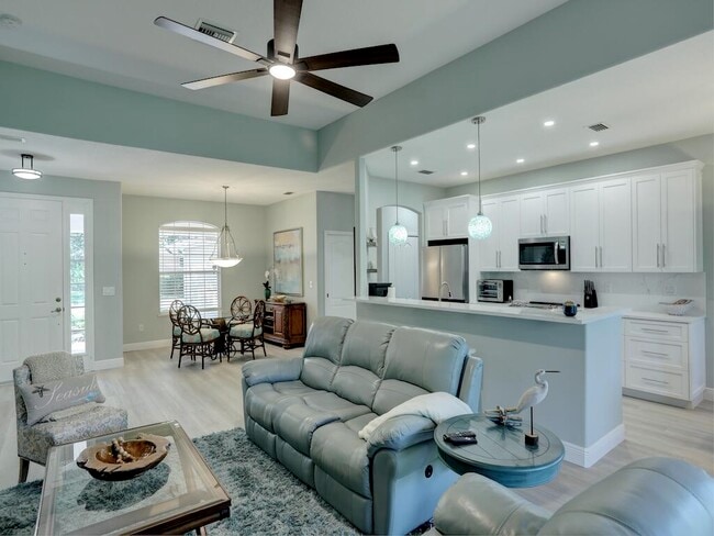 Building Photo - 309 Swallowtail Ln