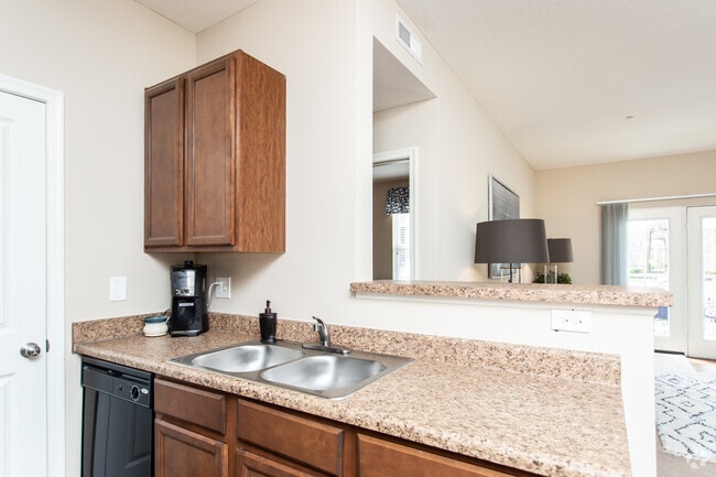 2BR, 2BA - 933 SF - The Easton - The Residences at Liberty Crossing