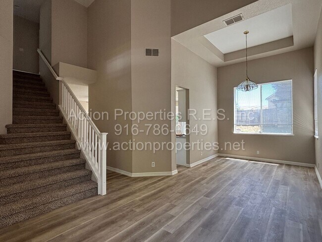Building Photo - West Roseville Two Story, 4 Bedroom, 2.5 b...