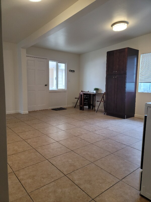 Foto del edificio - 3873 Superba St