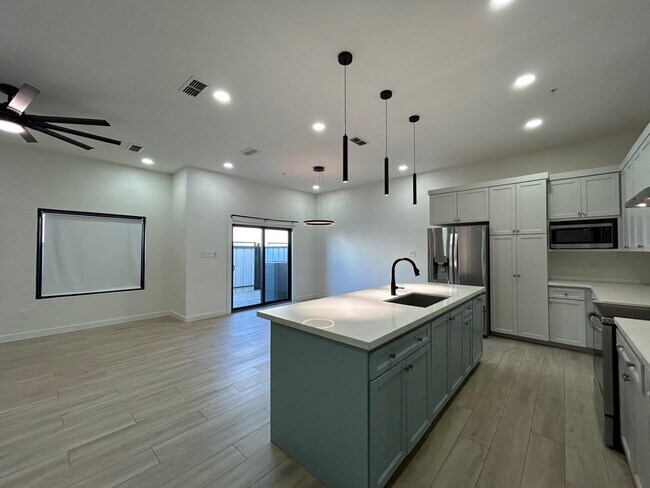 Foto del edificio - 6317 Krone Ln