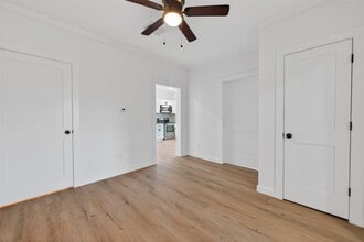 Building Photo - 2202 Hutchins St