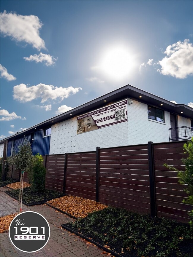 Foto del edificio - 1901 Richmond Ave.