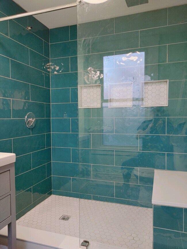 Foto del edificio - 342 Crescent St