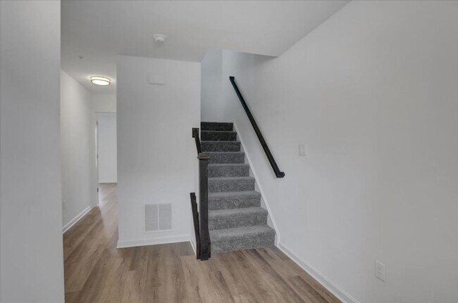 Foto del edificio - 12435-12441 Jackson Avenue