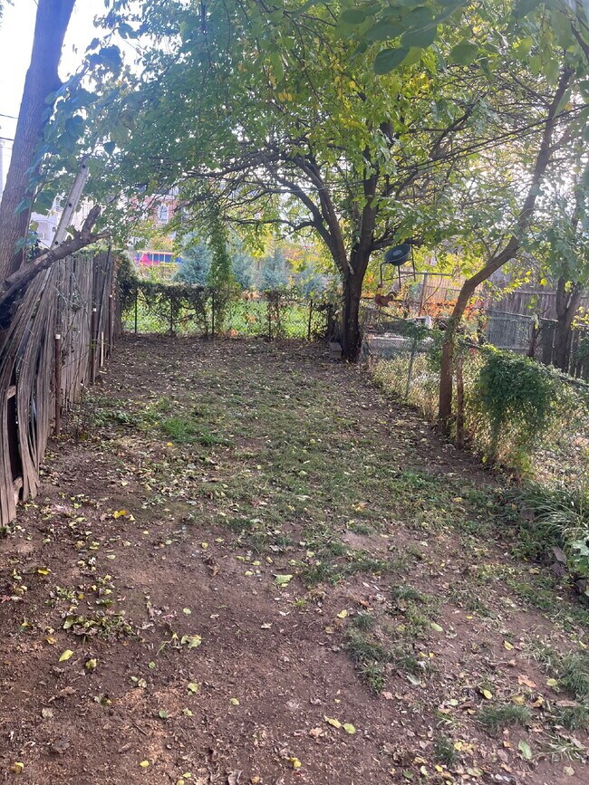 Foto del edificio - 1210 Anderson St