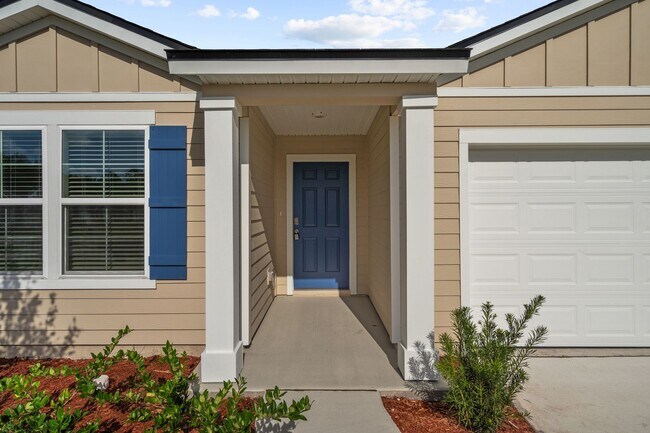 Building Photo - Almost New Home