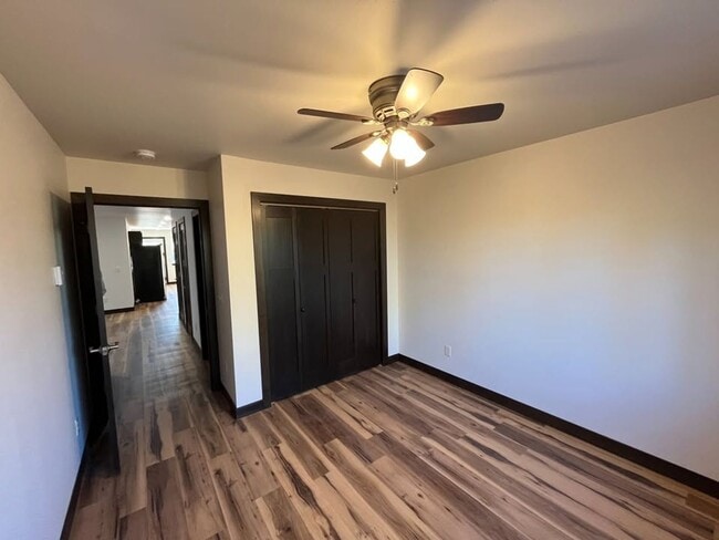 Building Photo - 5270 Christopher Dr