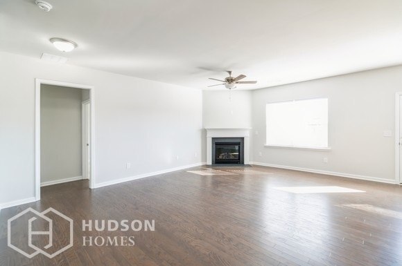 Building Photo - NEW CONSTRUCTION NOW AVAILABLE! 3431 Emmet...