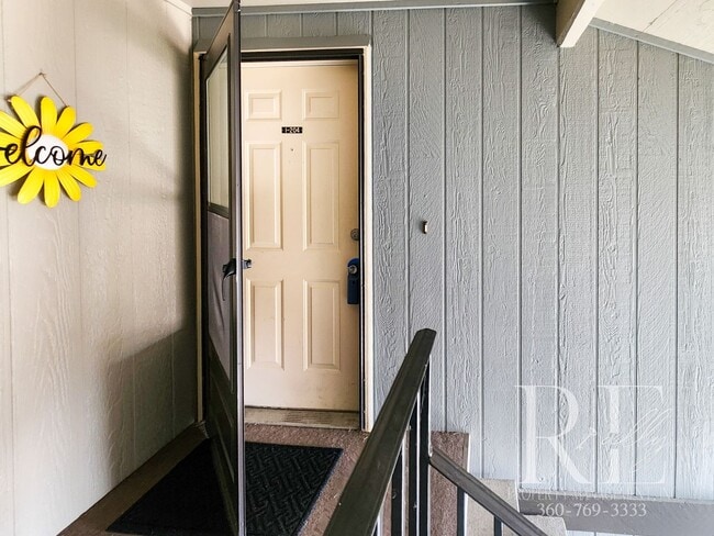 Foto del edificio - Upstairs Condo at The Narrows – Pool, Club...