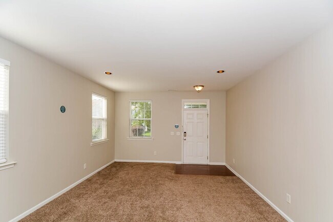 Building Photo - 150 Coalyard Dr