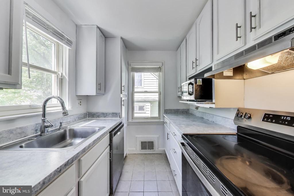 Foto principal - 4600 Jones Bridge Rd