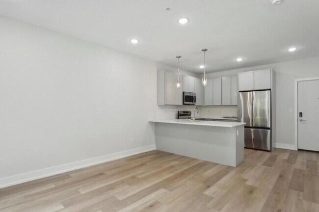 Foto del edificio - 401 E Walnut Ln