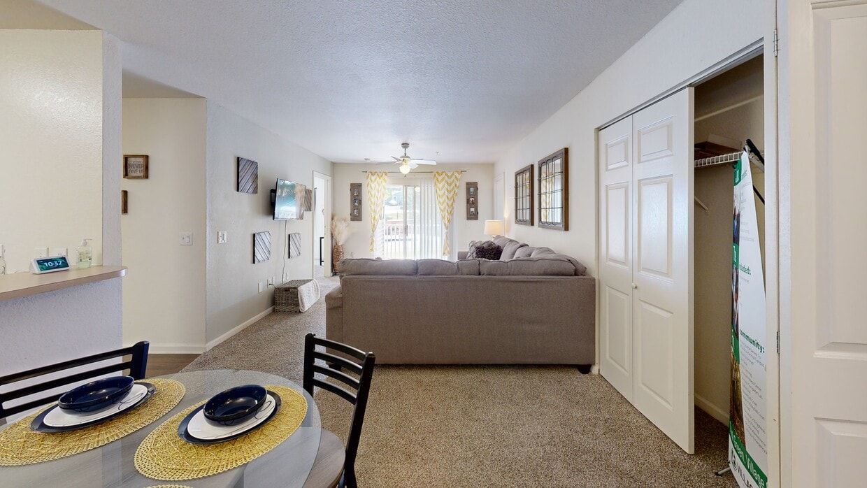 Photo - Village Green Student Housing Apartments