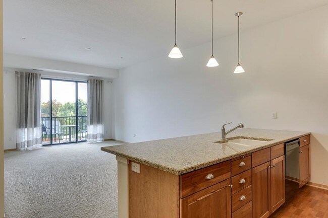 Building Photo - 4525 Park Commons Dr