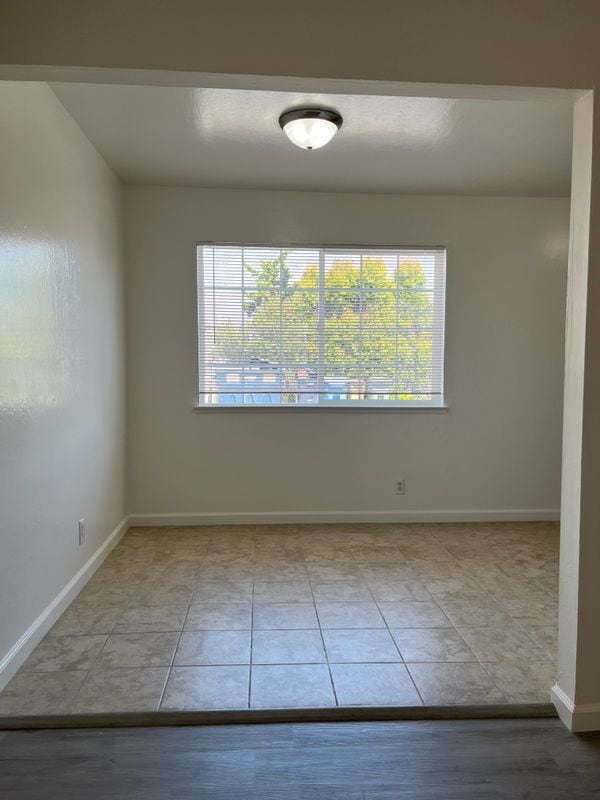 Building Photo - 1744 Noranda Dr