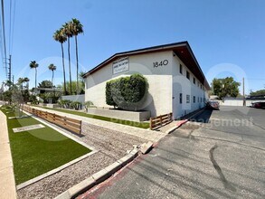 Building Photo - 1840 W Thomas Rd