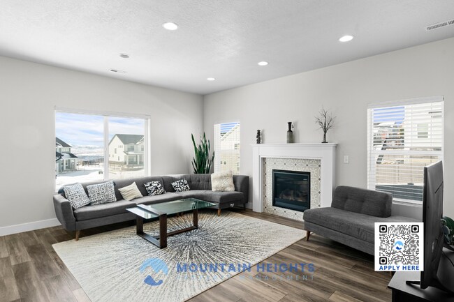 Building Photo - 2191 W Northridge Dr