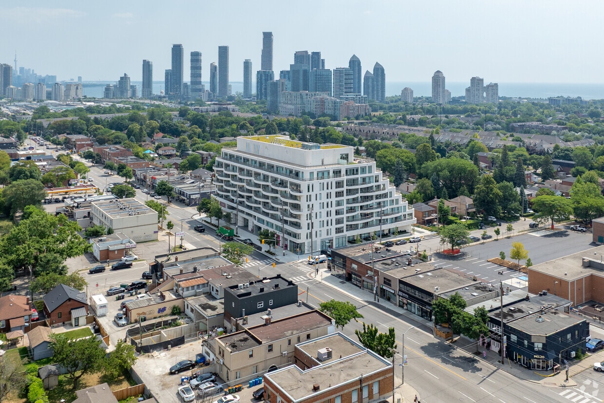 Aerial Photo - Reina Condos