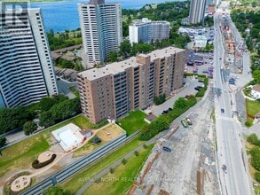 Building Photo - 1100 Ambleside Dr