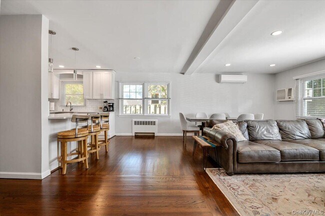 Foto del edificio - 845 E Walnut St
