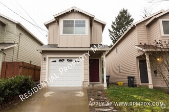 Building Photo - 8959 N Exeter Ave
