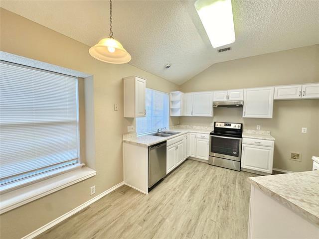 Foto del edificio - 107 Worchester Ln