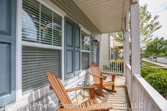 Building Photo - 3 br, 2.5 bath House - 2414 Autumn Mist Dr