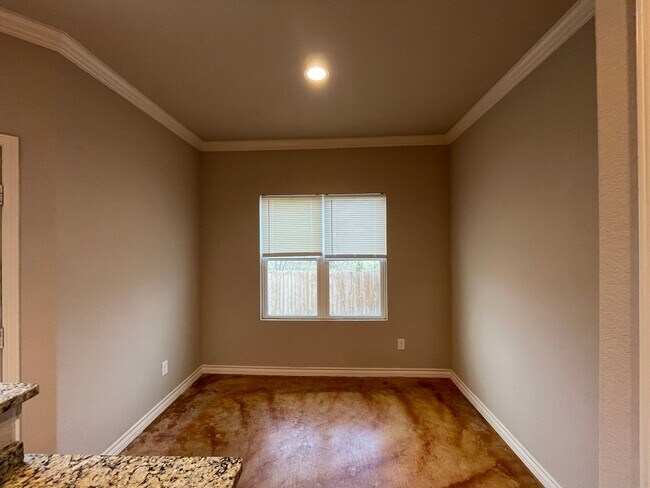Foto del edificio - Townhome for rent